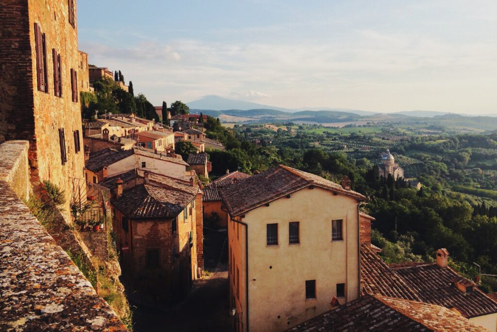 villages incentivize remote working in italy