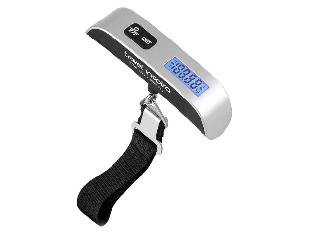 gifts for digital nomads - luggage scale
