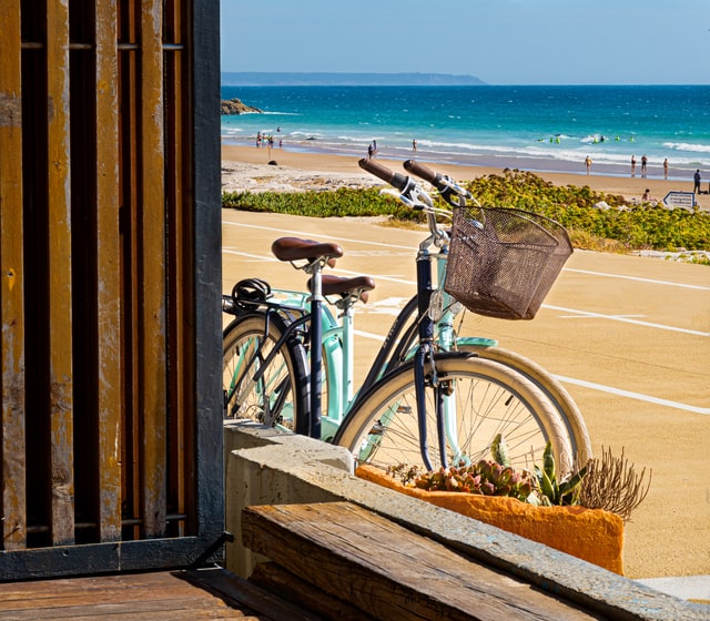 portugal bucket list - costa da caparica