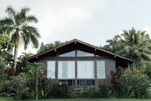 farm cottage in Hana