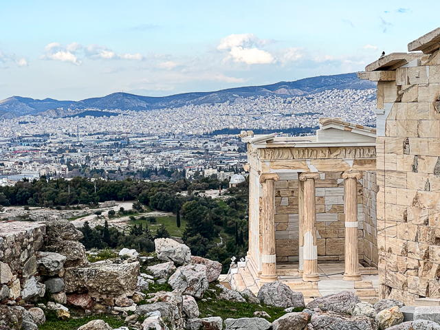 athens for digital nomads - acropolis