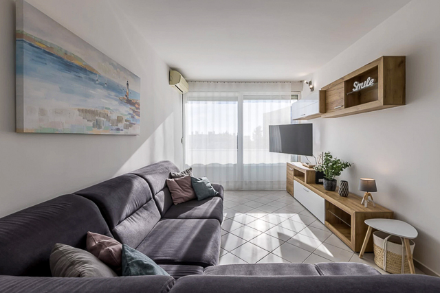 airy two-bedroom apartment - split long-term rentals