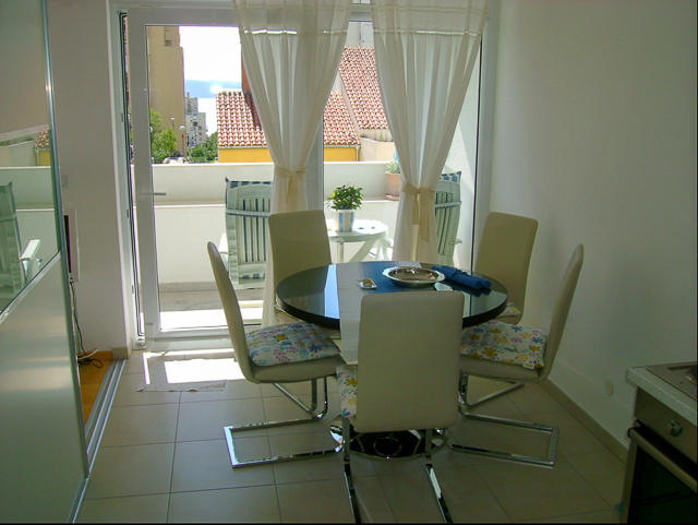 small pearl apartment - split long-term rentals