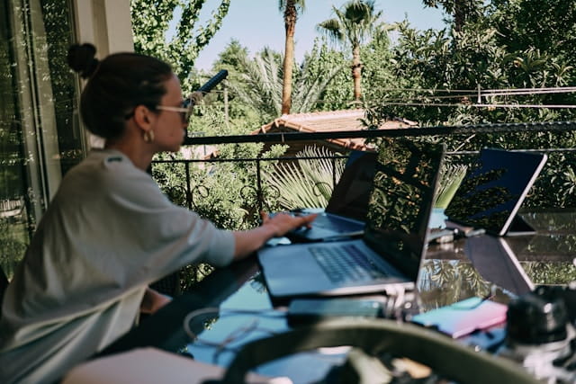 Digital Nomad Remote Work